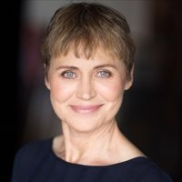 Nikki Coghill Naken