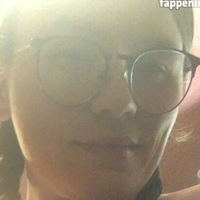 nikkihippy Naken