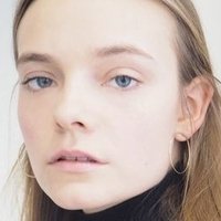 Nimue Smit Naken
