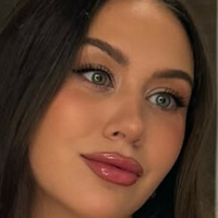 Ninas OnlyFans gesucht Naken