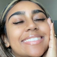 Nita Amari Naken