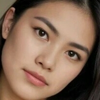 Niwtiful Naken
