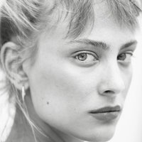 Nora Arnezeder Naken