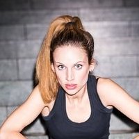 Nora Huetz Naken