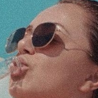 Oana Gregory Naken
