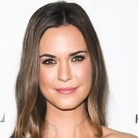 Odette Annable Naken