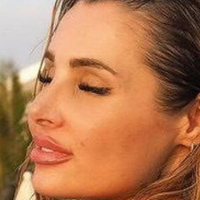 Oksana Alma Naken