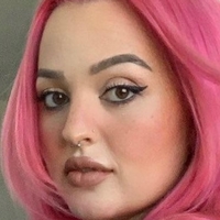 Olivia Cara Naken