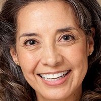 Olivia Negron Naken