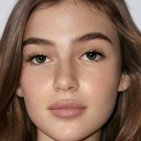 oliviacasta Naken