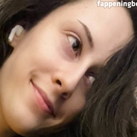 Olympia Naken