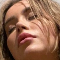 Orla Melissa Naken