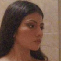 Paola Bustamante Naken