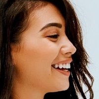 Paola Maria Naken