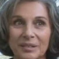 Paola Pitagora Naken