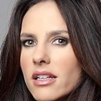 Paola Turnbay Naken