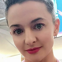 Patricia Zovia Naken