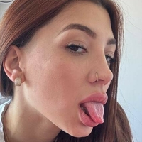 pauuliinee Naken