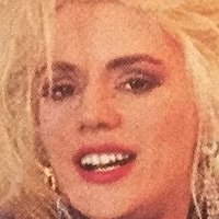 Phoebe Legere Naken
