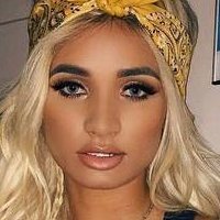 Pia Mia Naken