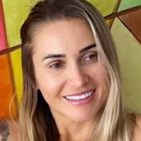 Poliana Soares Gyn Naken