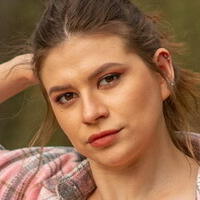 Polina Butler Naken