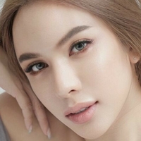 Praew Only Naken