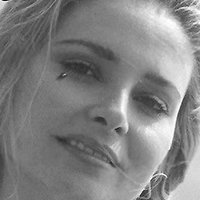 Priscilla Barnes Naken