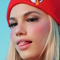 queeniestephy Naken