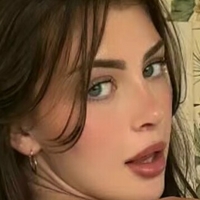 queenpussybossv Naken