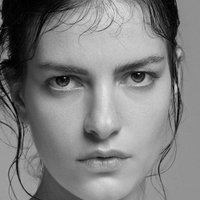 Rebecca Gobbi Naken
