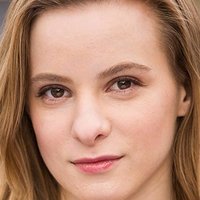 Rebecca Gruss Naken