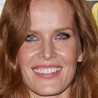Rebecca Mader Naken