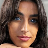 Rebecca Quinn Naken