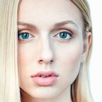 Rebeka Lizlerova Naken
