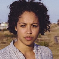 Riann Steele Naken
