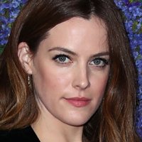 Riley Keough Naken