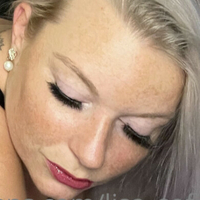 Rose-Isabelle Naken