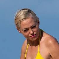 Rose McGowan Naken