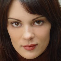 Roxanne Day Naken