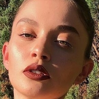 Sabrina Claudio Naken
