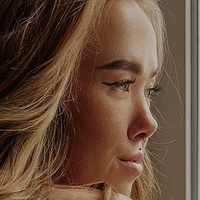 Sabrina Høgh Naken