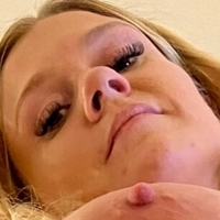 sadieandrews Naken