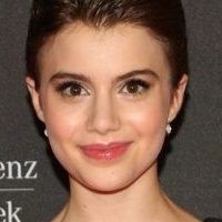 Sami Gayle Naken
