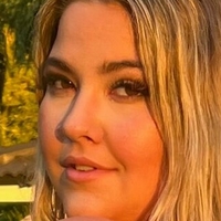Sampaige Naken