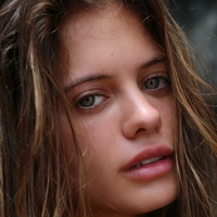 Sara Vidal Naken