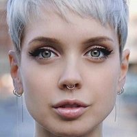 Sara X Mills Naken