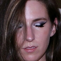 Sarah Ashley V Naken