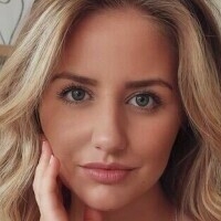 Sarah Eveliina Naken