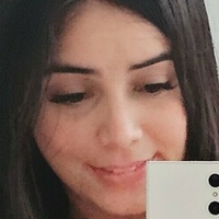 Sarah Joy Naken